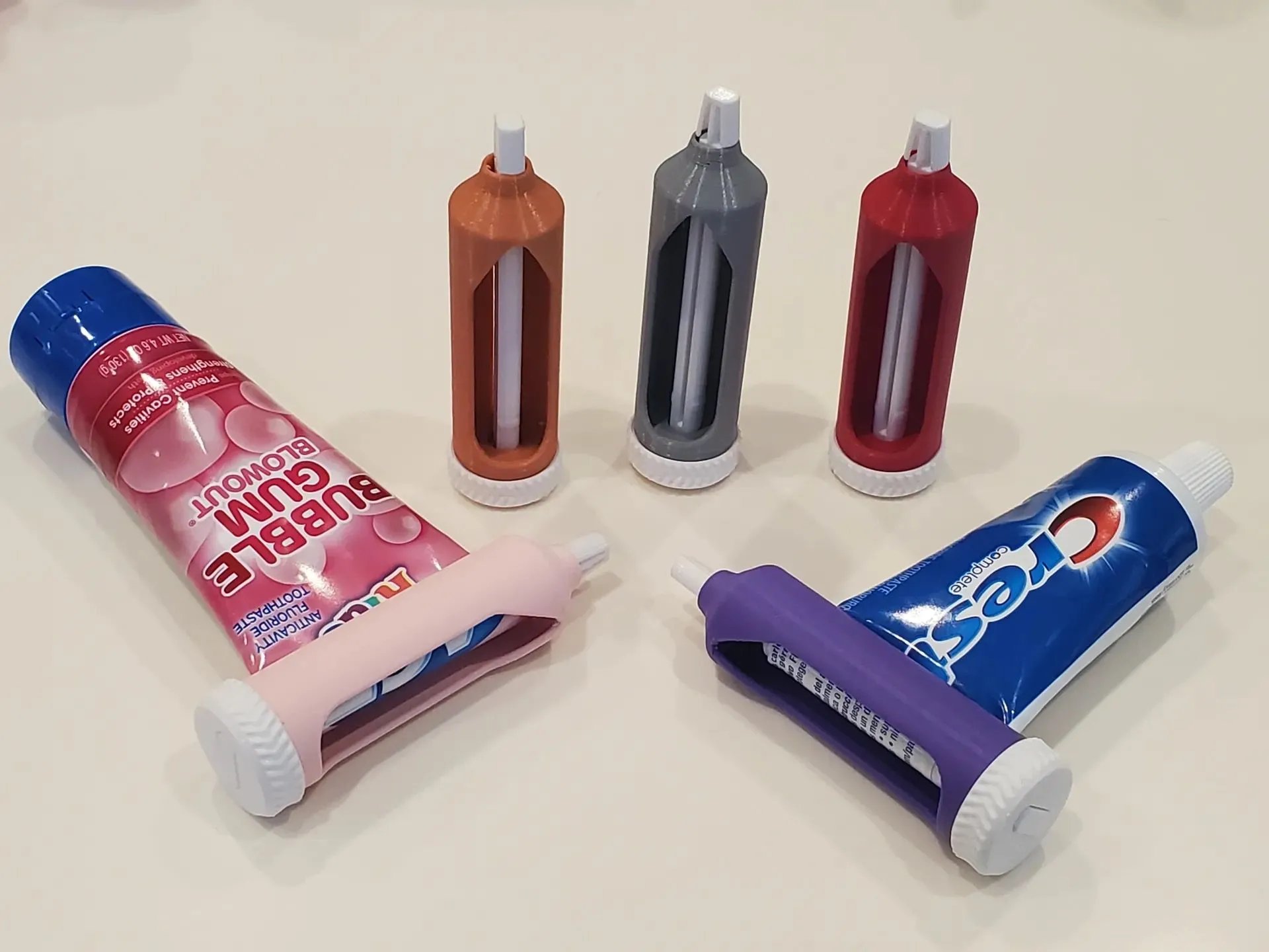 Bộ kẹp cuộn kem đánh răng dạng ratchet in 3D, tối ưu hạn chế lãng phí