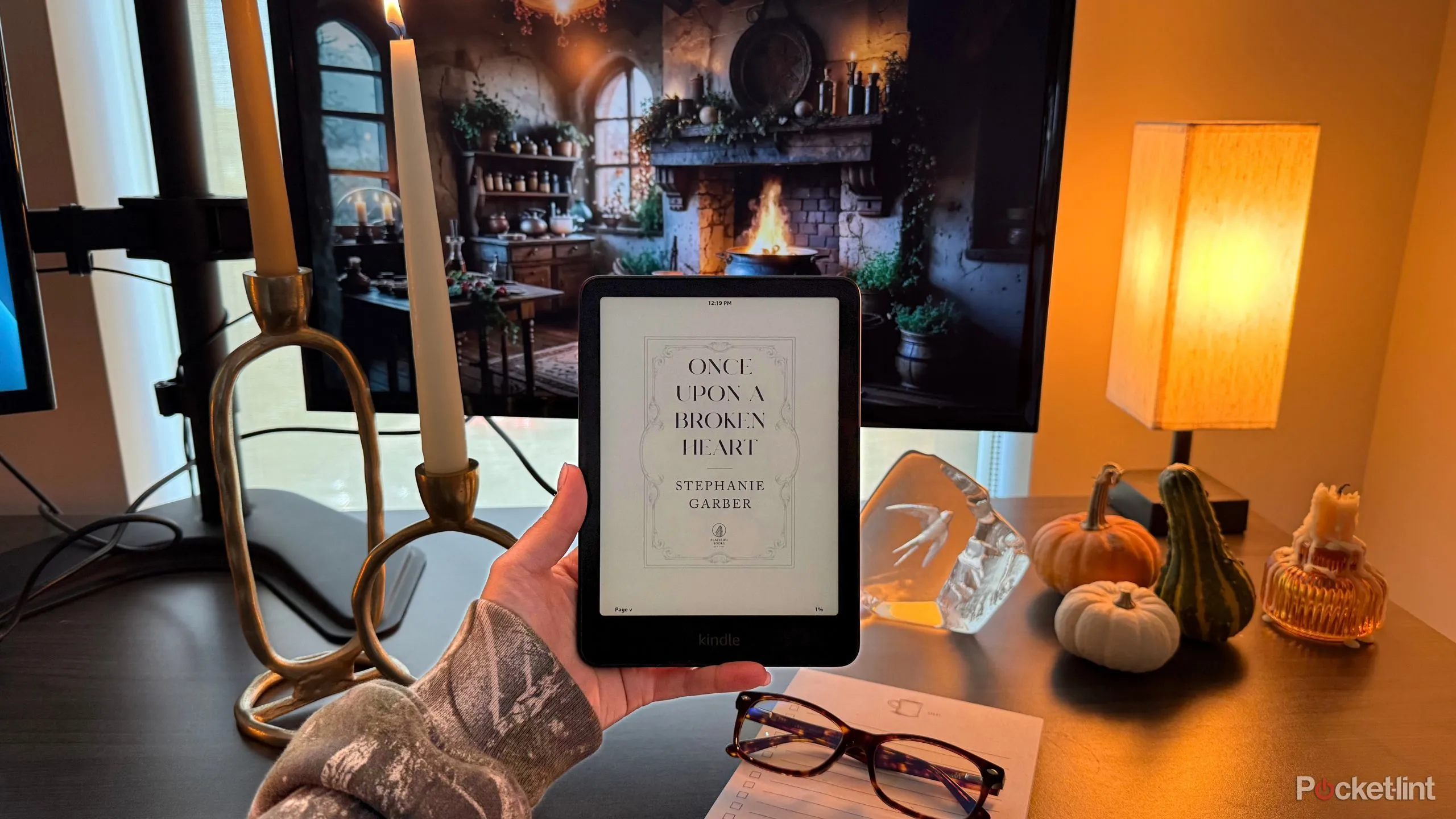 Khung ảnh minh họa giao diện chọn lọc thể loại trên nền tảng Indie Author Collective, hữu ích để lọc sách theo mood đọc khi chuẩn bị cho Halloween trong game